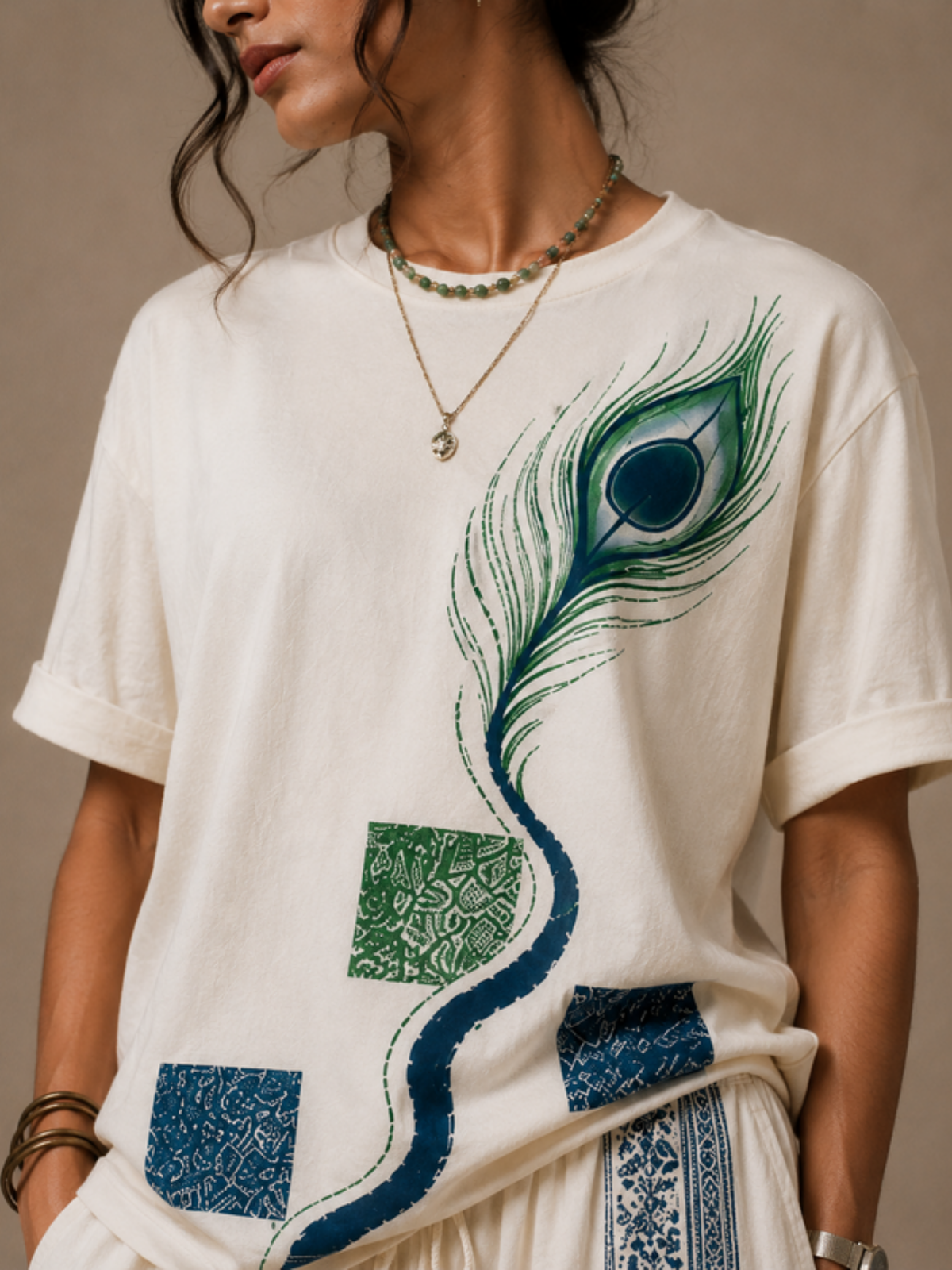 RaaS Oversized Tee - White - Women - view 2