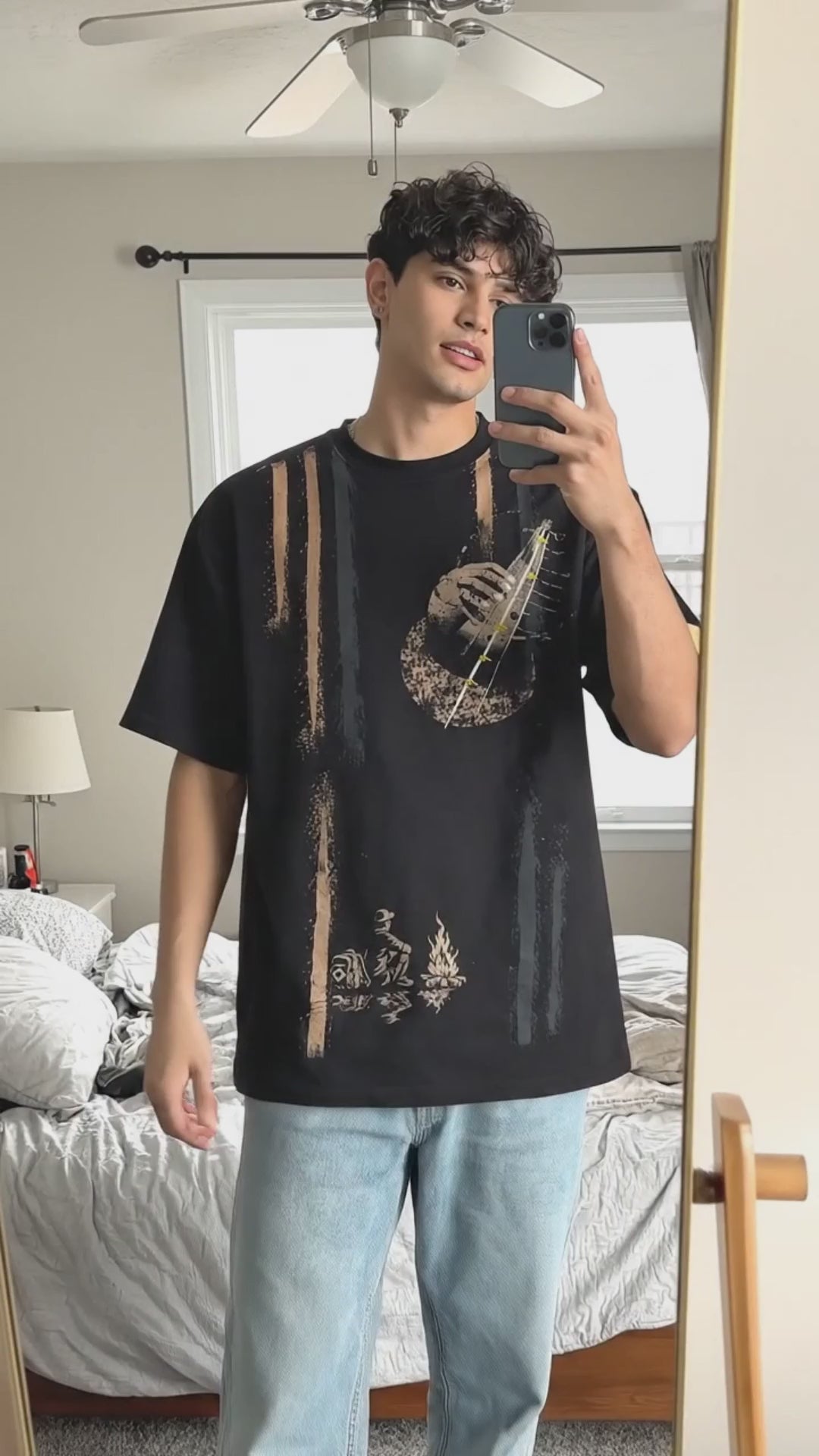 Strings Oversized Tee - Men