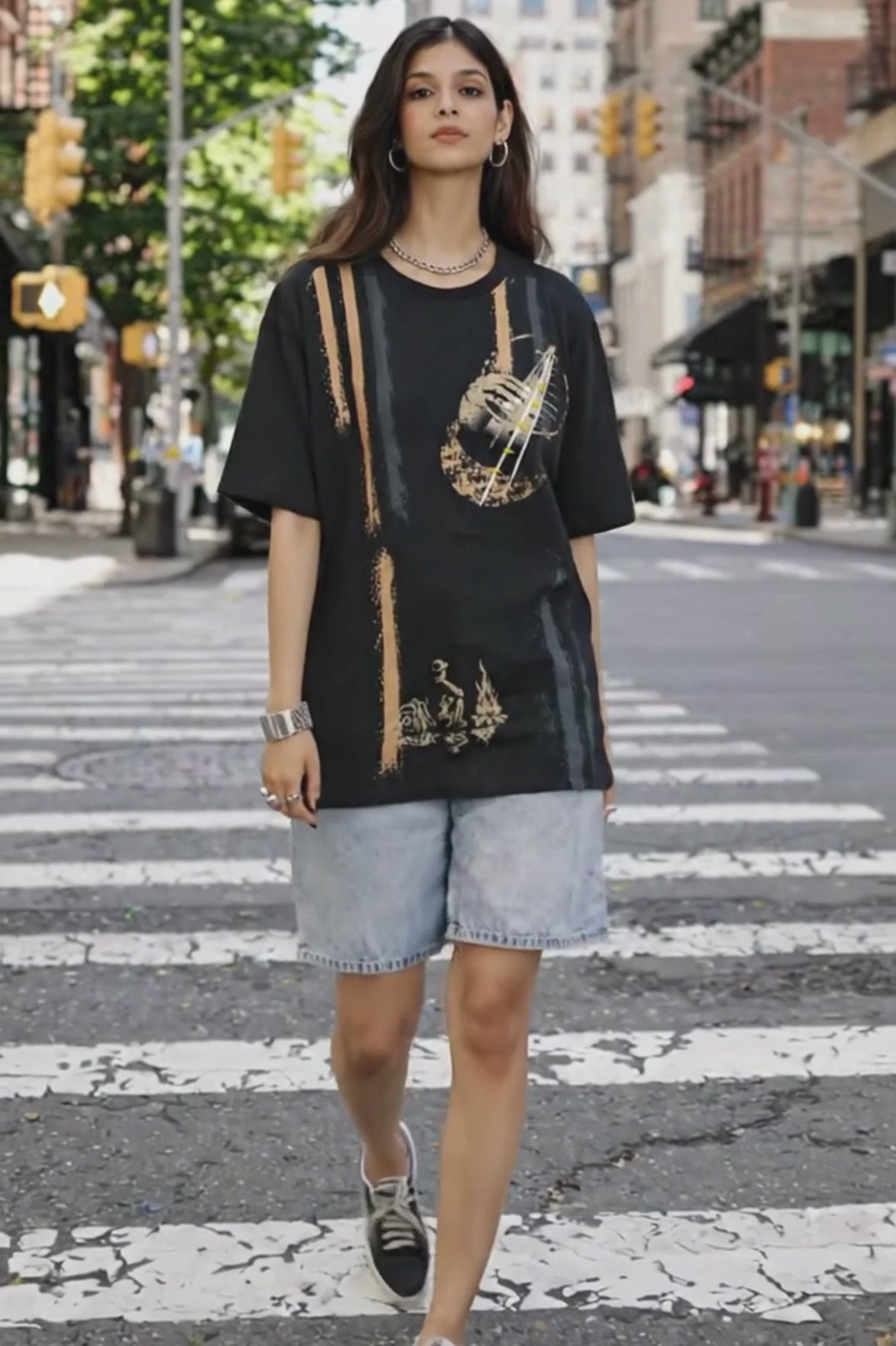 String Black Tee-Women